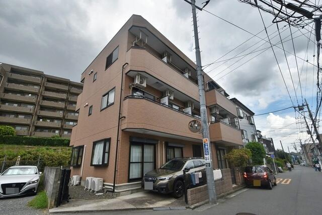 横浜市港北区篠原町のマンションの画像