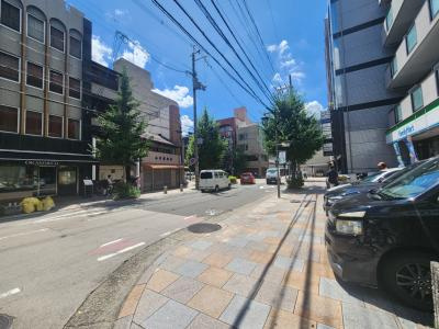 CASA VERDE寺町二条（カーサヴェルデ寺町二条）の周辺|前面道路