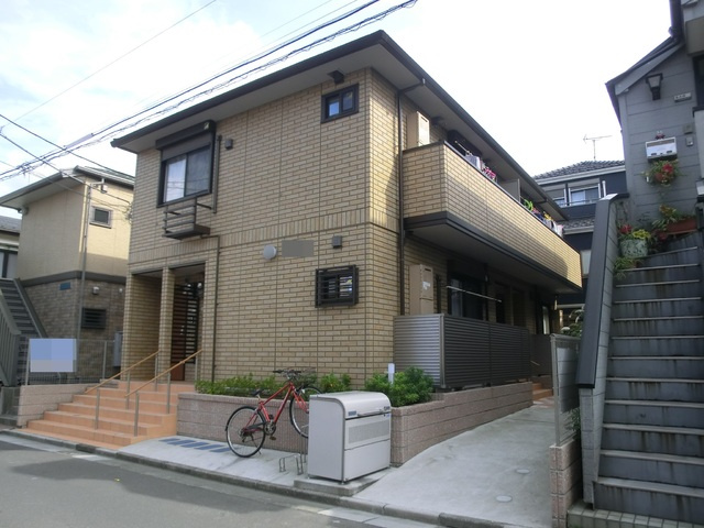 ドルフクレセント七番館