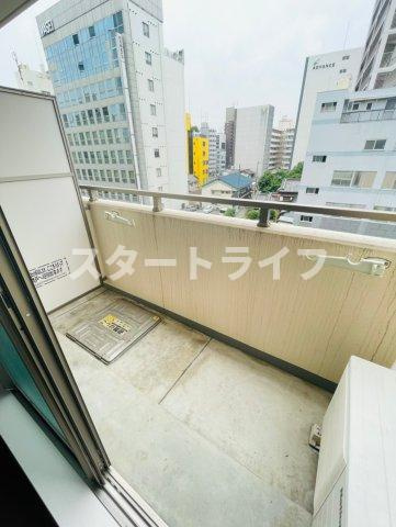 大阪市東淀川区東中島２丁目の賃貸マンションのバルコニー
