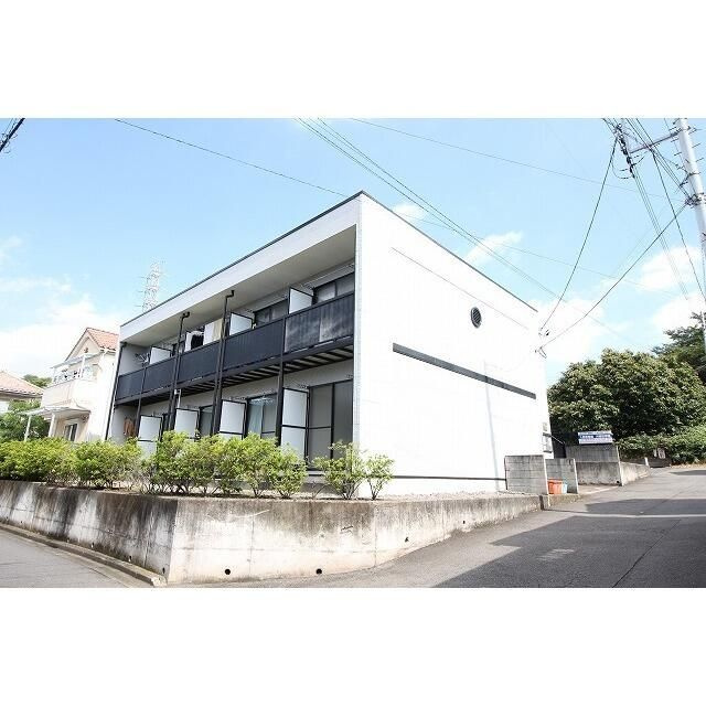 町田市高ヶ坂４丁目のアパートの外観