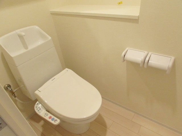 フォレスト宝塚Ⅰのトイレ|シンプルで使いやすいトイレです