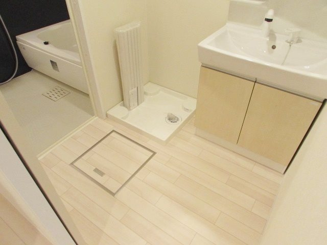 フォレスト宝塚Ⅰの洗面所|スペースが確保できる洗面所です