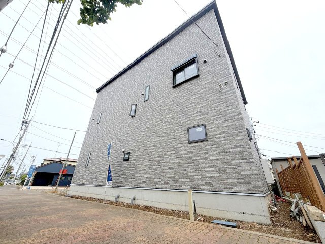 あきる野市野辺全１棟　新築戸建　の外観