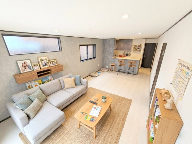 あきる野市野辺全１棟　新築戸建　の居間・リビング