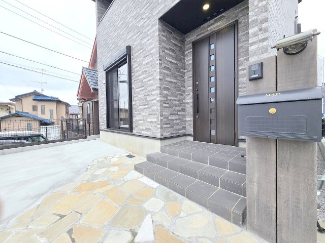 あきる野市野辺全１棟　新築戸建　の玄関