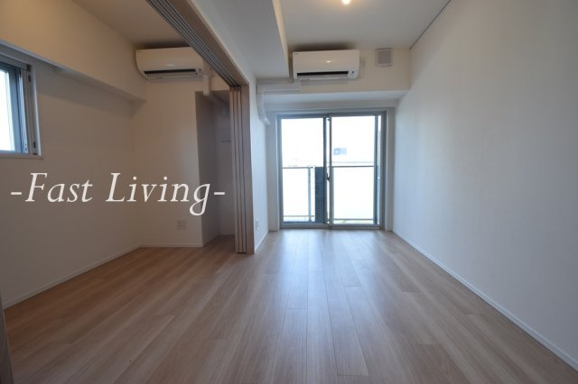 中央区湊１丁目の賃貸マンションの居間・リビング
