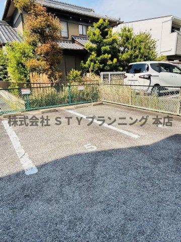 仲介手数料0円！第2ハイツ早川の駐車場