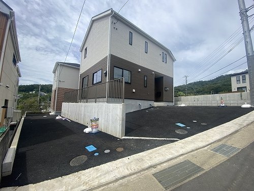 【仲介手数料０円】秦野市北矢名第15　新築一戸建て　全2棟