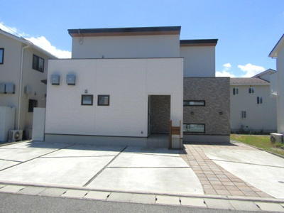 【駐車場】 | 【2021年築】甲府市上町 | 駐車スペースもあります