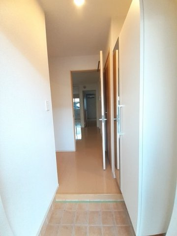 サニーメゾン壱番館の玄関