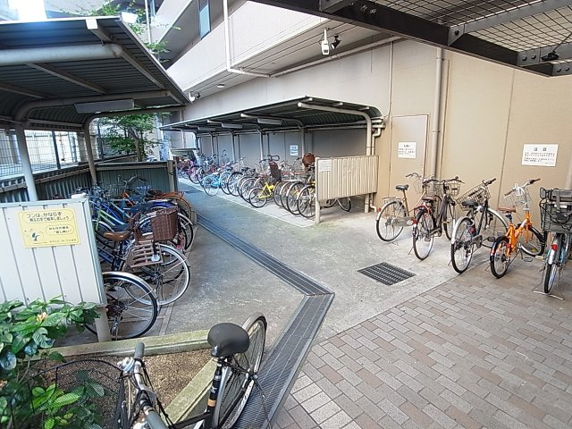 エスペラール神戸の駐車場|駐輪スペースを完備してます