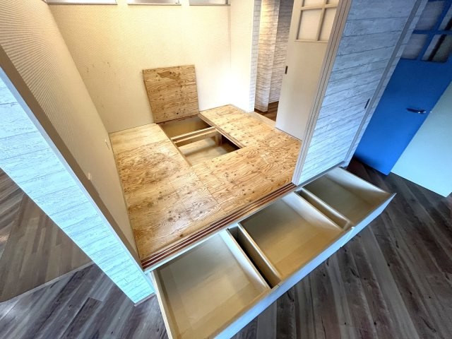 【和室】 | 中古一戸建　高知市長浜 | 豊富な床下収納