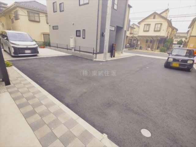 【前面道路含む現地写真】の画像