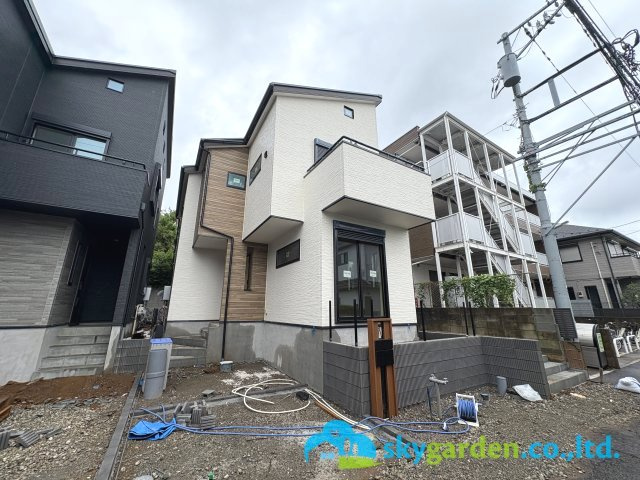 鎌倉市台４丁目　新築戸建　全２棟B号棟の外観|外観も気になるポイント
令和8年6月3日撮影（工事中）