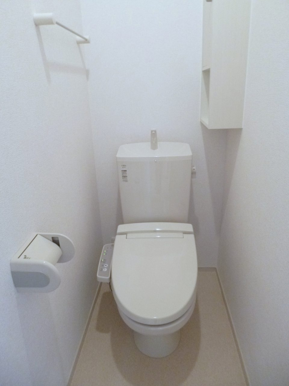ラ サクセション宝塚のトイレ|シンプルで使いやすいトイレです