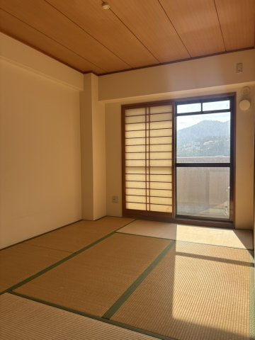 グラン・パレ六甲の和室