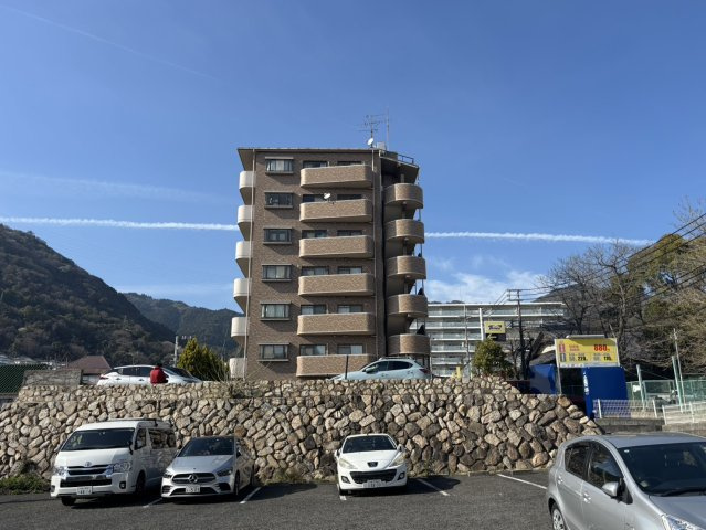 グラン・パレ六甲の外観