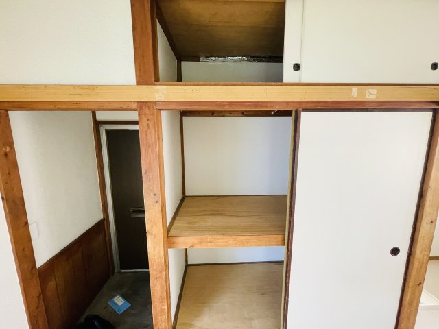 秀栄荘(駒込６丁目)の収納