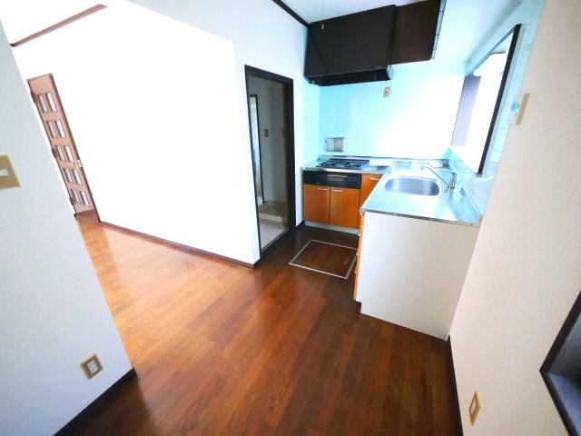 山武郡九十九里町片貝　中古戸建のキッチン|九十九里片貝海岸まで車約5分 軽自動車は2台可能 内装リフォーム履歴あり 2階にもトイレ