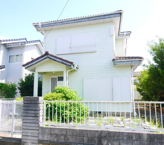 山武郡九十九里町片貝　中古戸建の外観|九十九里片貝海岸まで車約5分 軽自動車は2台可能 内装リフォーム履歴あり 2階にもトイレ
