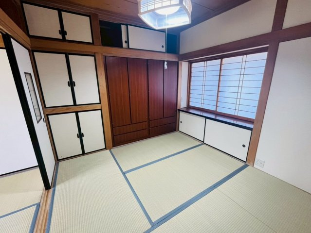 筑西市乙 リフォーム物件　の和室|〇和室　4.5帖〇
たっぷりの収納スペースで住空間もスッキリ広々します（＾＾）
2026年4月撮影