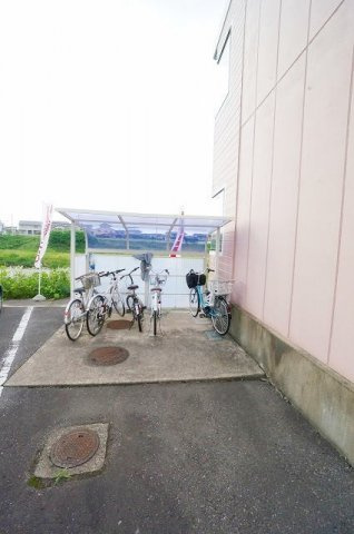 サンライズ・リヴァーのその他