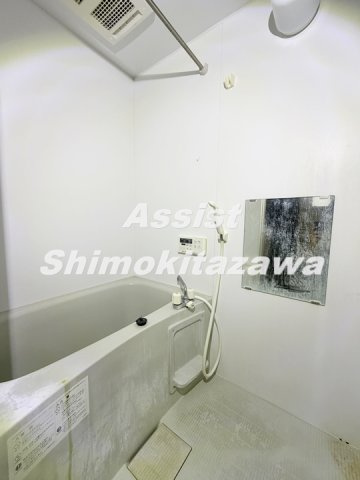 アザーレ桜の浴室