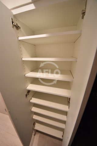 エスレジデンス福島グランデの玄関|S-RESIDENCE福島Grande　玄関収納