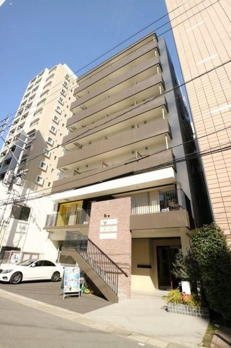 Modern palazzo警固の外観