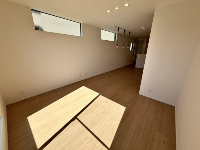 久世大薮町の居間・リビング
