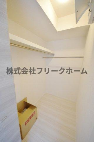 小金井市梶野町３丁目の賃貸マンションの収納