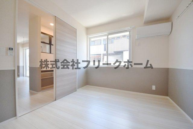 小金井市梶野町３丁目の賃貸マンションの居間・リビング