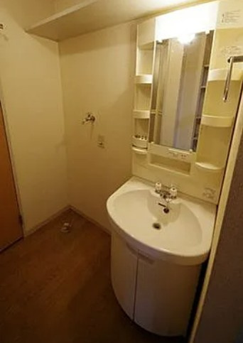 セフィラ野火止Ａ棟の洗面所|※別部屋参考写真です