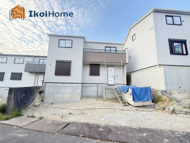 神戸市西区美穂が丘4丁目　全18区画17号地　新築戸建の駐車場|【ホームページに現地動画掲載中】●年中無休：当日予約可●駅徒歩圏内ながらお車も2台駐車可能です！