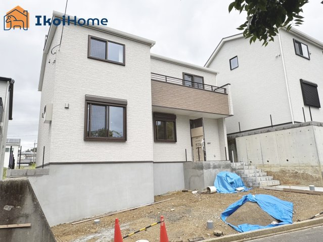 神戸市西区美穂が丘4丁目　全18区画17号地　新築戸建の前面道路含む現地写真|【ホームページに現地動画掲載中】●年中無休：当日予約可●前面道路は幅員約6ｍ、交通量少なく安心です！