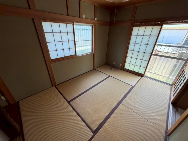 岡本8丁目貸家の和室