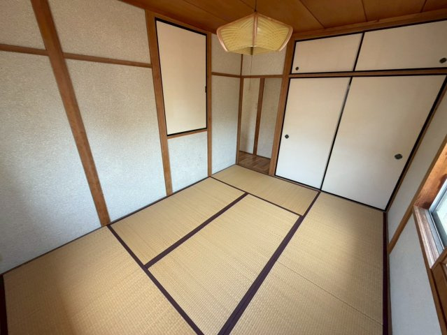 岡本8丁目貸家の和室