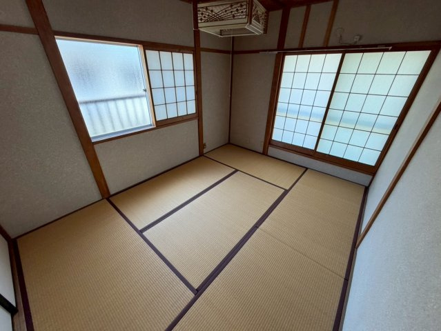 岡本8丁目貸家の和室