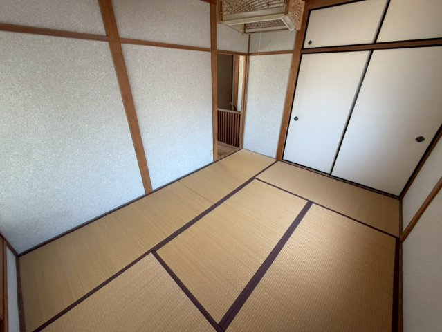 岡本8丁目貸家の和室
