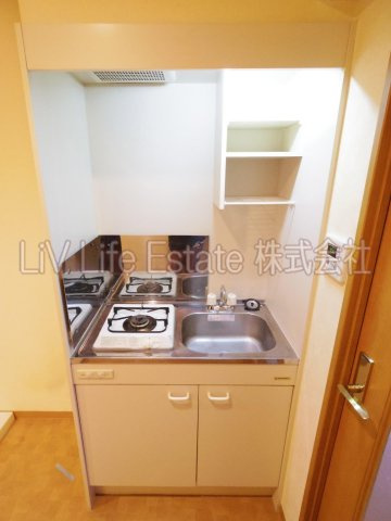 小平市小川町２丁目の賃貸マンションのキッチン