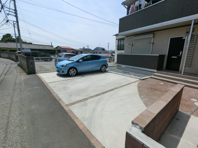 【駐車場】