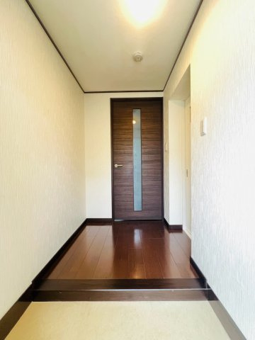 グランシャトー星が丘の玄関