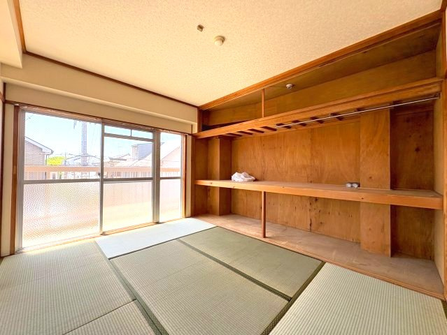 金剛東マンションの和室