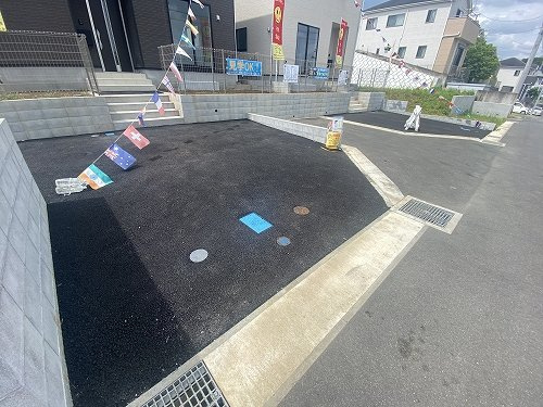 【仲介手数料０円】秦野市南矢名第19　新築一戸建て　全2棟の駐車場|秦野市南矢名第19　新築一戸建て　全2棟