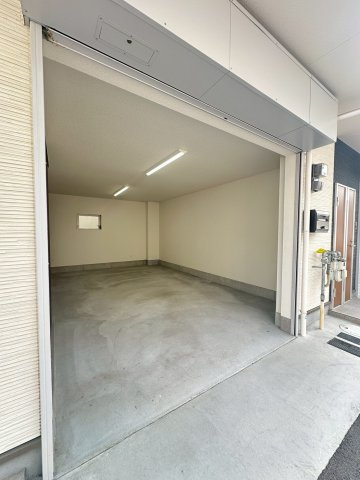 メルシー高槻北大樋の駐車場