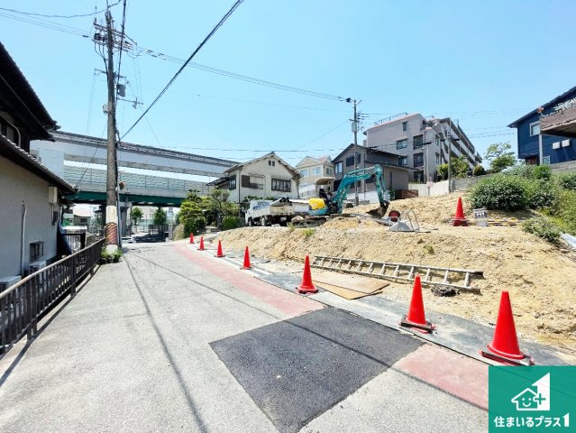 豊中市柴原町　第1期　売土地の前面道路含む現地写真|周辺は落ち着いた街並みの住宅地！子育てがしやすい住環境です！