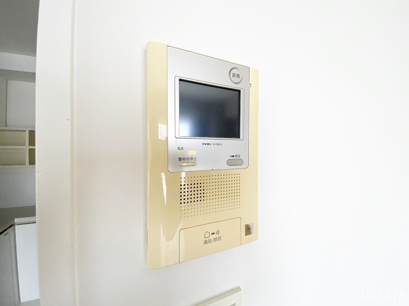ソシオミュゼイズアスカヤマのセキュリティ|モニター付きインターホンです☆