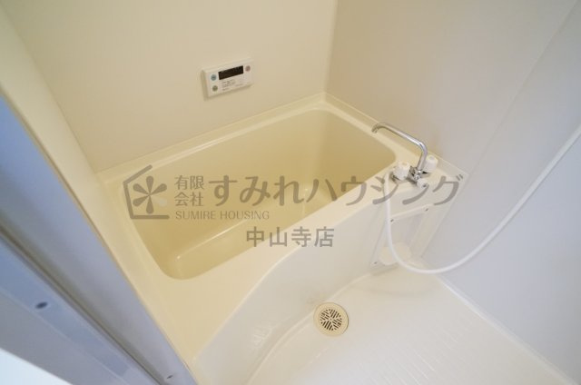プランドール宝塚の浴室