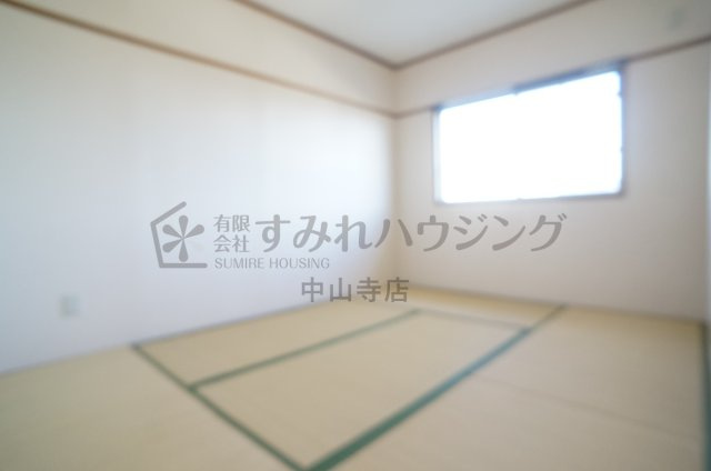 プランドール宝塚の和室